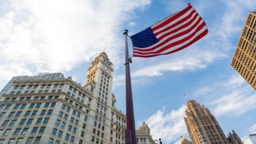 Wall Street ignoră inflația ridicată din SUA: acțiunile continuă raliul, iar randamentele obligațiunilor americane depășesc praguri-cheie