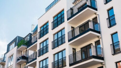 Analiză Storia: Prețurile apartamentelor din București și marile orașe continuă să fie în prim-plan în luna mai