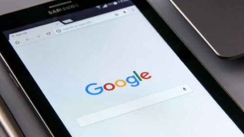 Alphabet, sub presiune pe bursă în ciuda rezultatelor record. Costurile investițiilor în inteligența artificială cresc puternic