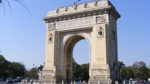 România nu va deveni niciodată Polonia. Iar comparația poate face României mai mult rău decât bin