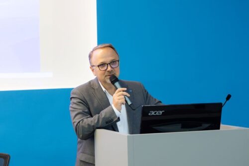 Fondurile de acțiuni atrag tot mai mulți investitori români și depășesc fondurile diversificate