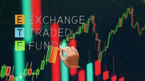 ETF-uri sau acțiuni individuale: Ce alegi în funcție de suma pe care o ai