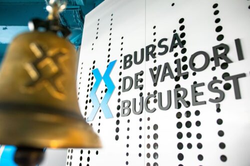 BVB închide pe verde: OMV Petrom sare cu 4,55%, Premier Energy pierde aproape 6%. Bursele europene în revenire după patru ședințe de scăderi