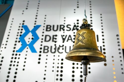 BVB închide pe verde, susținută de energie: BET urcă la 30.497 de puncte, în timp ce Europa scade puternic