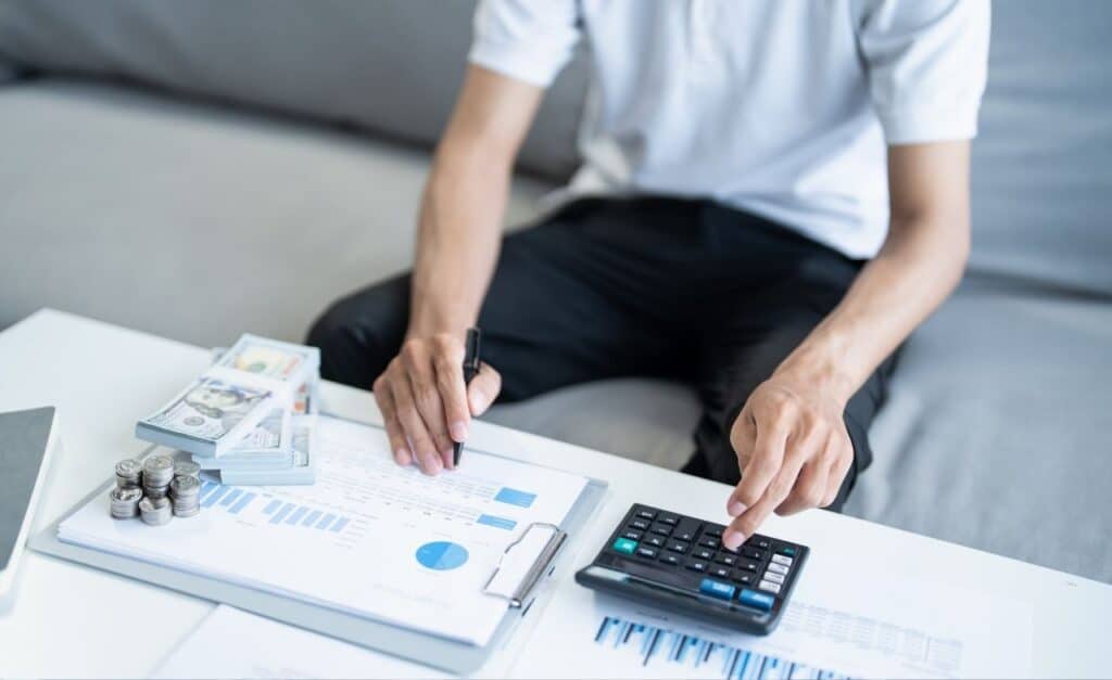 Ce sunt și cum funcționează produsele de tip unit-linked: Ghid complet pentru investitorul român