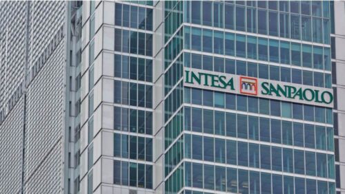 Intesa Sanpaolo raportează un profit record în primul trimestru din 2026