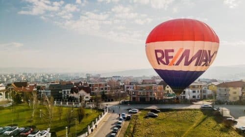 RE/MAX Europa: apartamentele conduc creșterile de prețuri în 2025