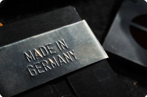 Producția industrială a Germaniei evită declinul accentuat, dar economia rămâne blocată în stagnare