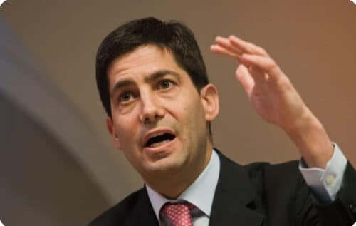 Fed ar putea adopta un ton mai dur: Kevin Warsh, între inflație ridicată, presiuni politice și un dolar mai puternic
