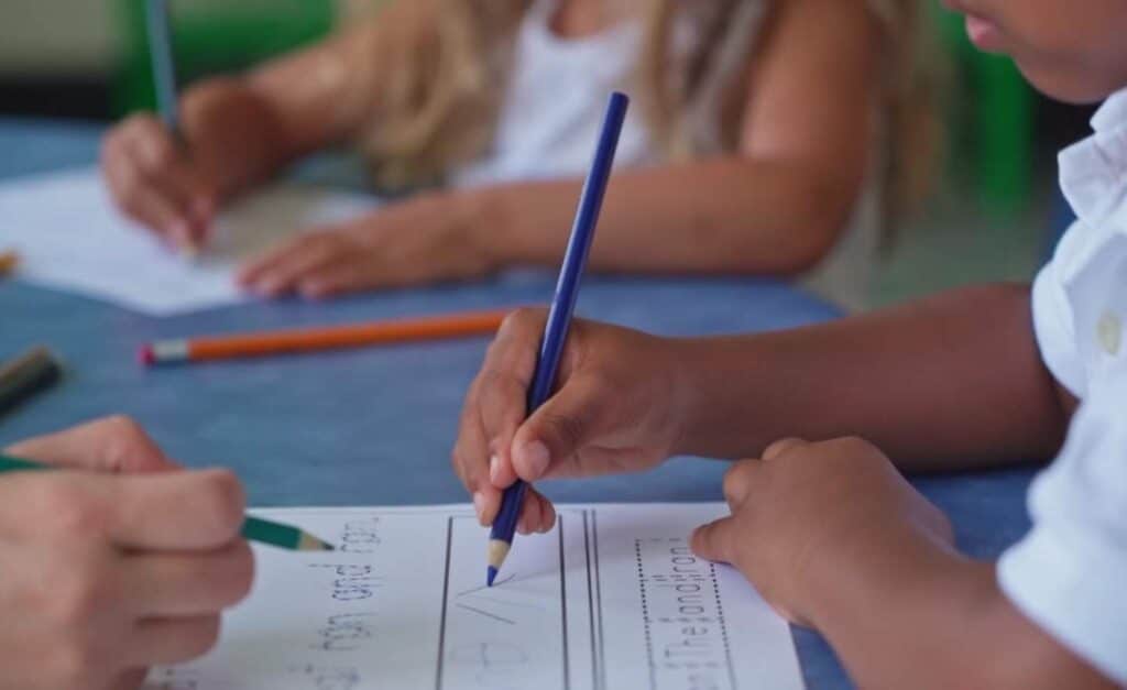 Educația financiară începe din copilărie: Primăria Sectorului 1 și Visa aduc lecțiile despre bani în Piața Matache