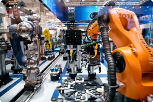 Comenzile industriale din Germania au revenit în mai, alimentând speranțele unei redresări graduale