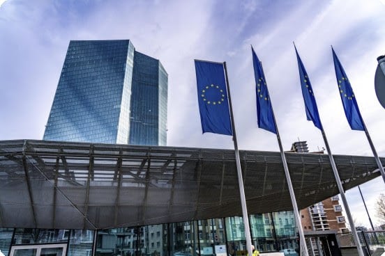 Cererea de credite din zona euro rezistă mai bine decât se anticipa, în pofida incertitudinilor din Orientul Mijlociu