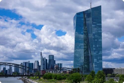 BCE se pregătește pentru o nouă majorare a dobânzilor. Cum poate evita însă noi turbulențe pe piețele financiare?
